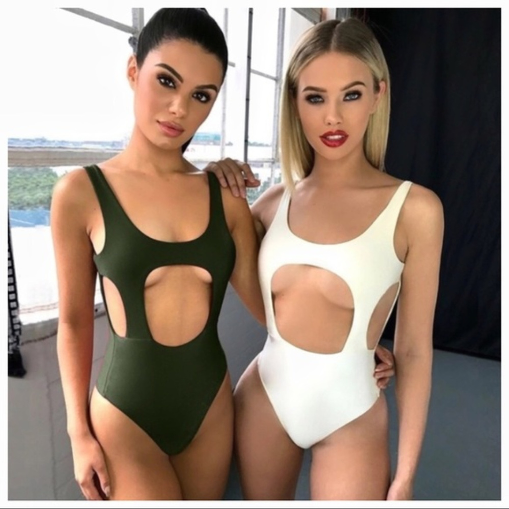 Front Cut Out One piece Bikini swim bodysuit - Picture 2 of 5